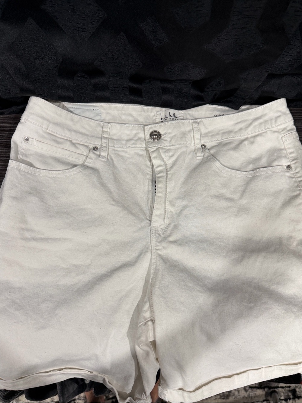 Nicole Miller White Denim Jean Shorts (SOHO High Rise) Size 12